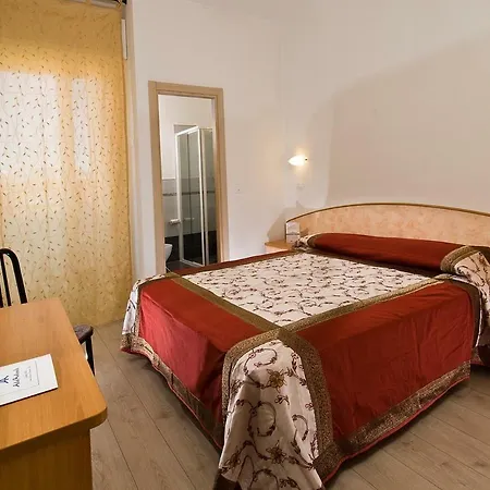 Antonella & Mael Hotel 3*