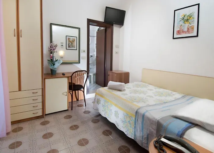 Antonella & Mael Hotel 3*