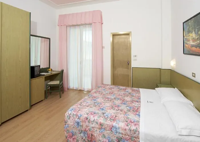 Antonella & Mael 3* 가테오 아 마레