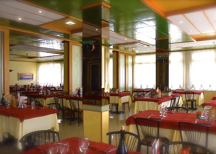 Hotel Antonella & Mael 3*