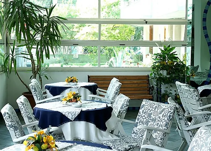 호텔 Antonella & Mael 3*