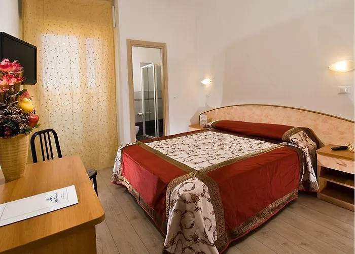 Antonella & Mael Hotel 3*